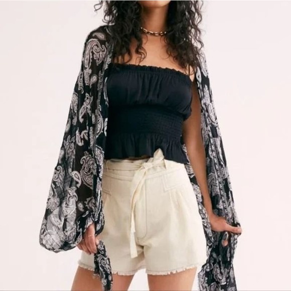 Free People High Waist Cream Shorts - Picture 1 of 15